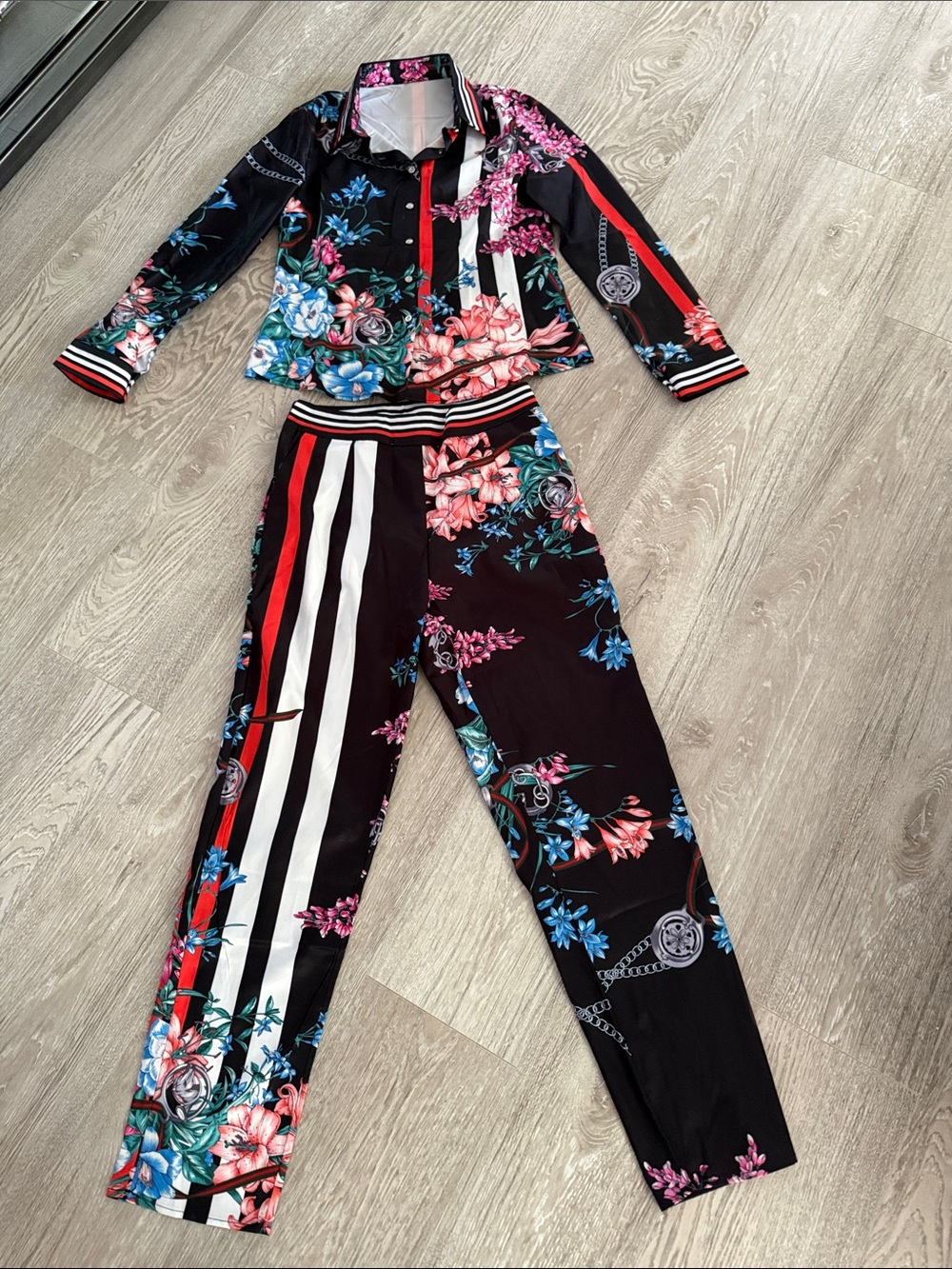 Floral Stripe Women’s Button-Front Pants & Top Set - Black Pink Blue